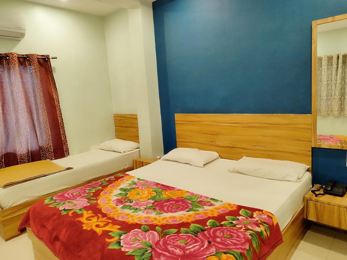 Hotel Guru Kripa - 500Mtr From Shreenathji Temple Nāthdwāra Exterior foto
