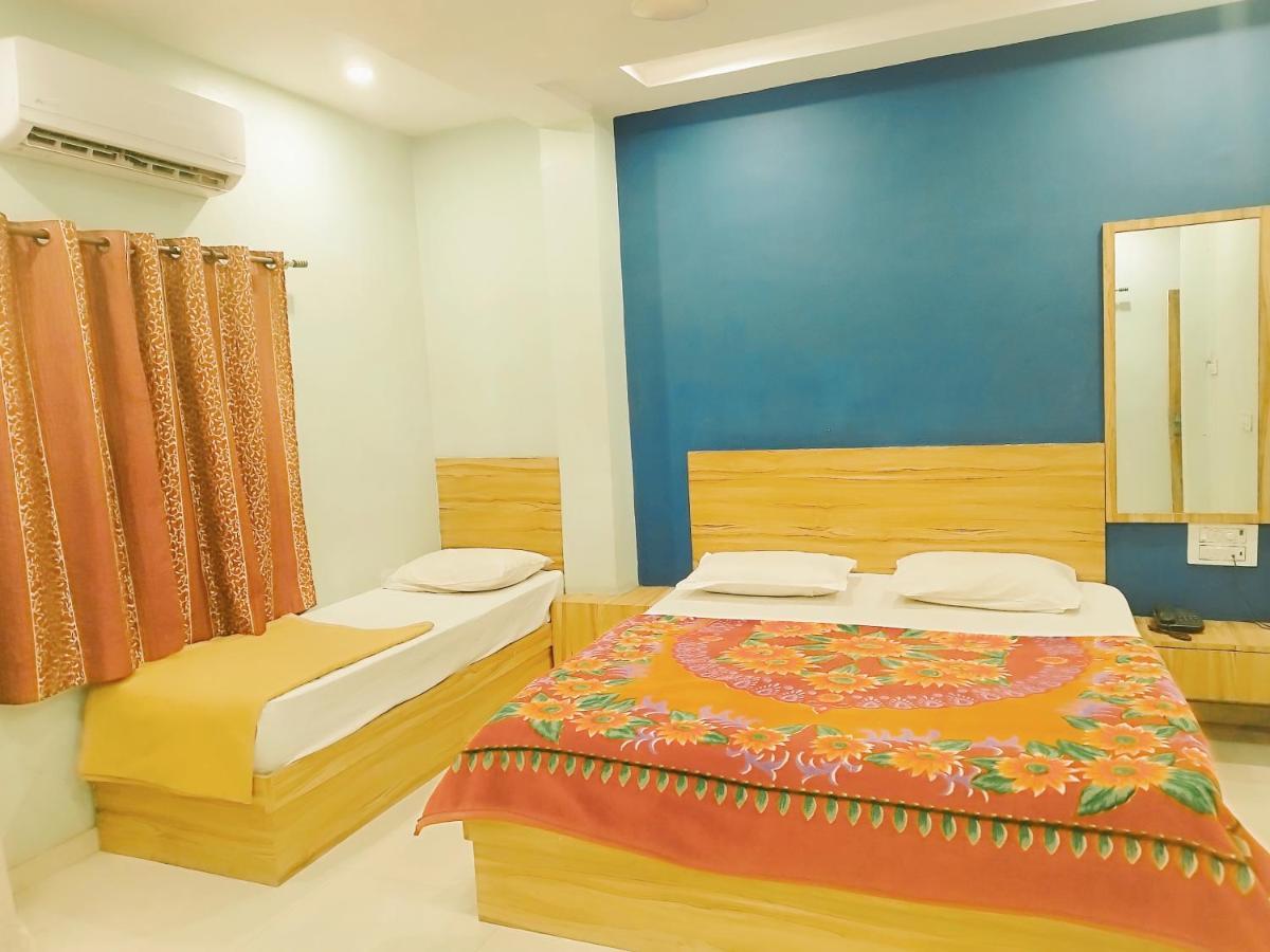 Hotel Guru Kripa - 500Mtr From Shreenathji Temple Nāthdwāra Exterior foto